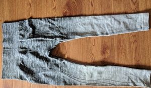 NWOT grey and black ombre leggings